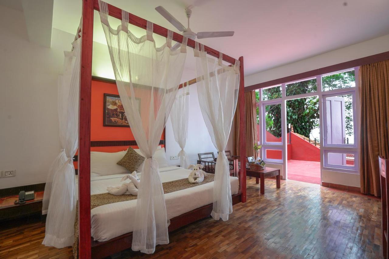 Tea Valley Resort, Munnar Extérieur photo